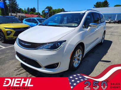 Used 2020 Chrysler Pacifica Limited w/ Advanced Safetytec Group