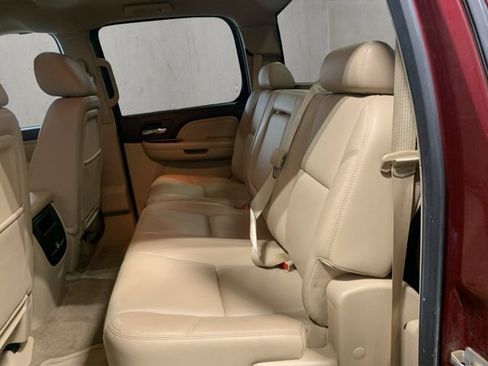 Used 2013 GMC Sierra 3500 Denali w/ Suspension Package, Off-Road AWD/4WD image 7