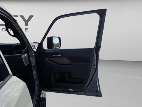 Certified 2024 Lexus GX 550 w/ Accessory Package (Z1) image 14