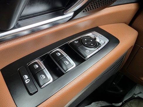 Used 2023 Kia Telluride EX X-Line image 11