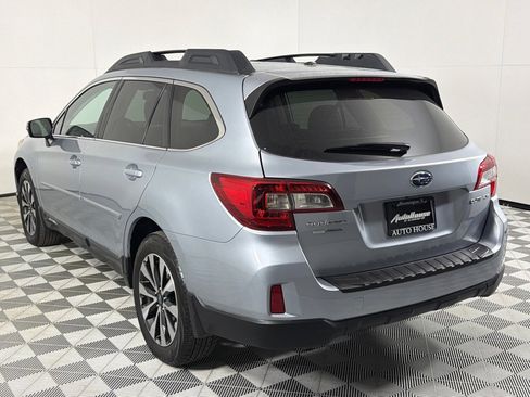 Used 2015 Subaru Outback 2.5i Limited image 6