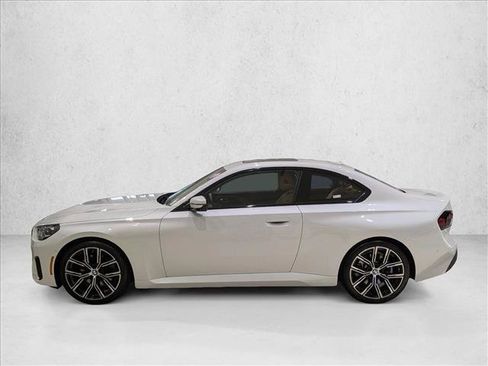 Used 2024 BMW 230i Coupe w/ Convenience Package RWD image 9