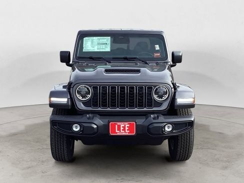 New 2026 Jeep Gladiator Sport image 9
