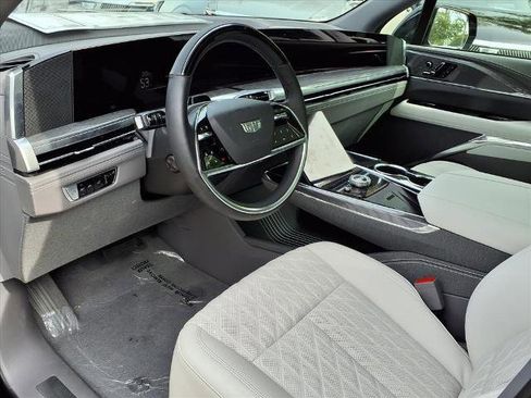 New 2026 Cadillac Escalade IQ Luxury 1 w/ LPO, Floor Liner Package image 12