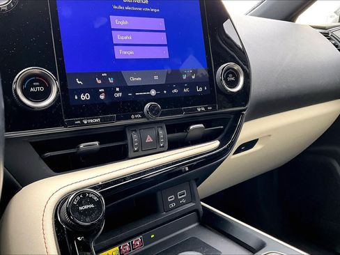 Used 2024 Lexus NX 350h AWD image 35