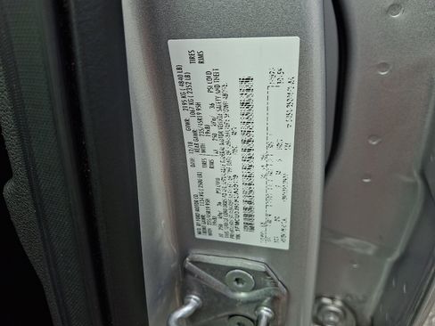 Used 2019 Ford Escape Titanium AWD/4WD image 27