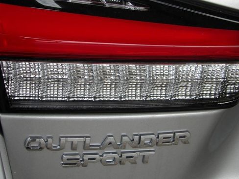 New 2025 Mitsubishi Outlander Sport SE image 8