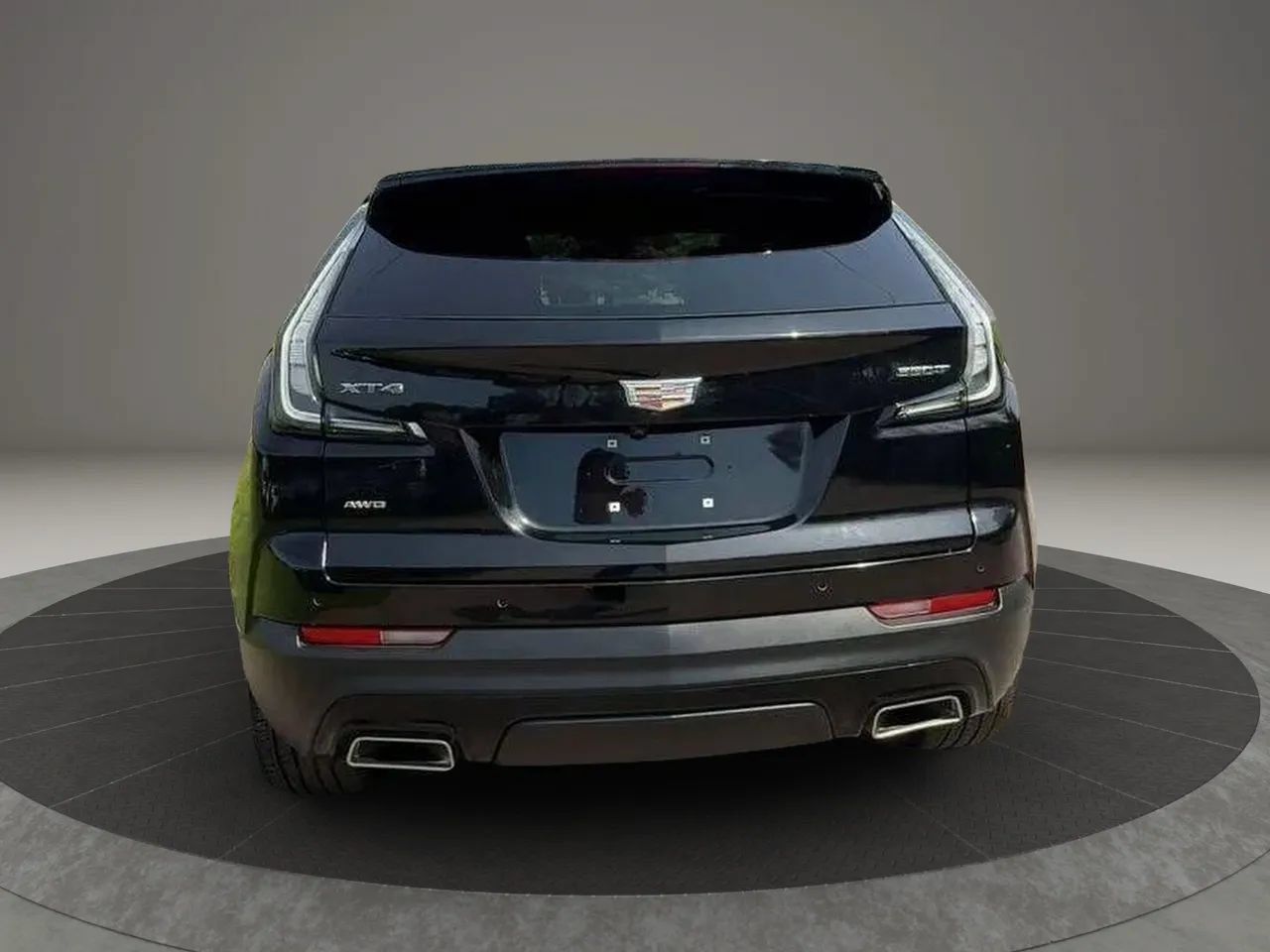Used 2023 Cadillac XT4 Sport AWD/4WD image 3