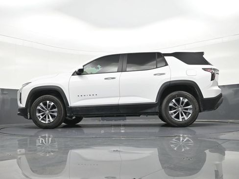 Used 2026 Chevrolet Equinox LT AWD/4WD image 25