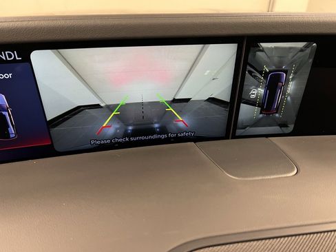 Used 2026 Lincoln Nautilus Premier w/ Equipment Group 102A image 14