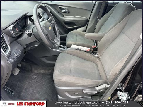 Used 2020 Chevrolet Trax LS FWD image 20