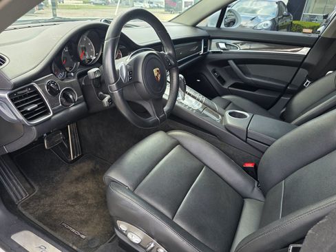 Used 2013 Porsche Panamera S RWD image 8