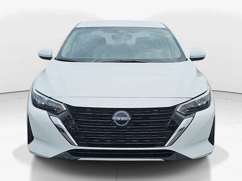 Used 2025 Nissan Sentra S FWD image 12