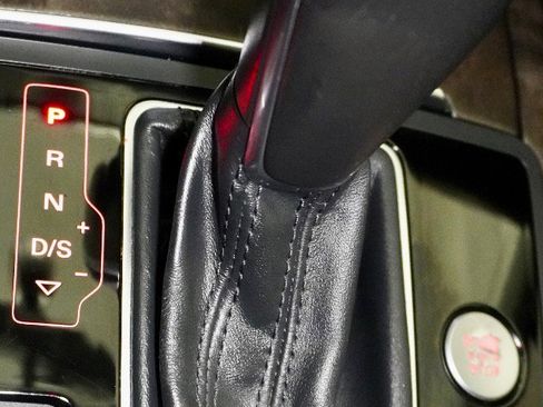 Used 2017 Audi A6 2.0T Premium image 25