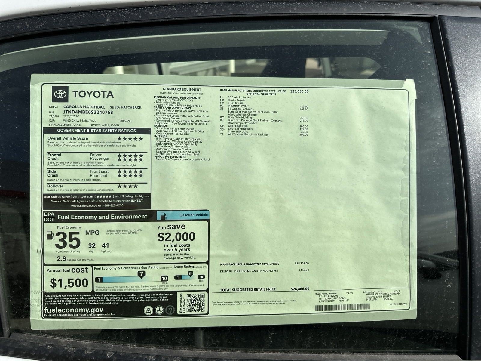 Used 2025 Toyota Corolla SE w/ SE Package FWD image 34