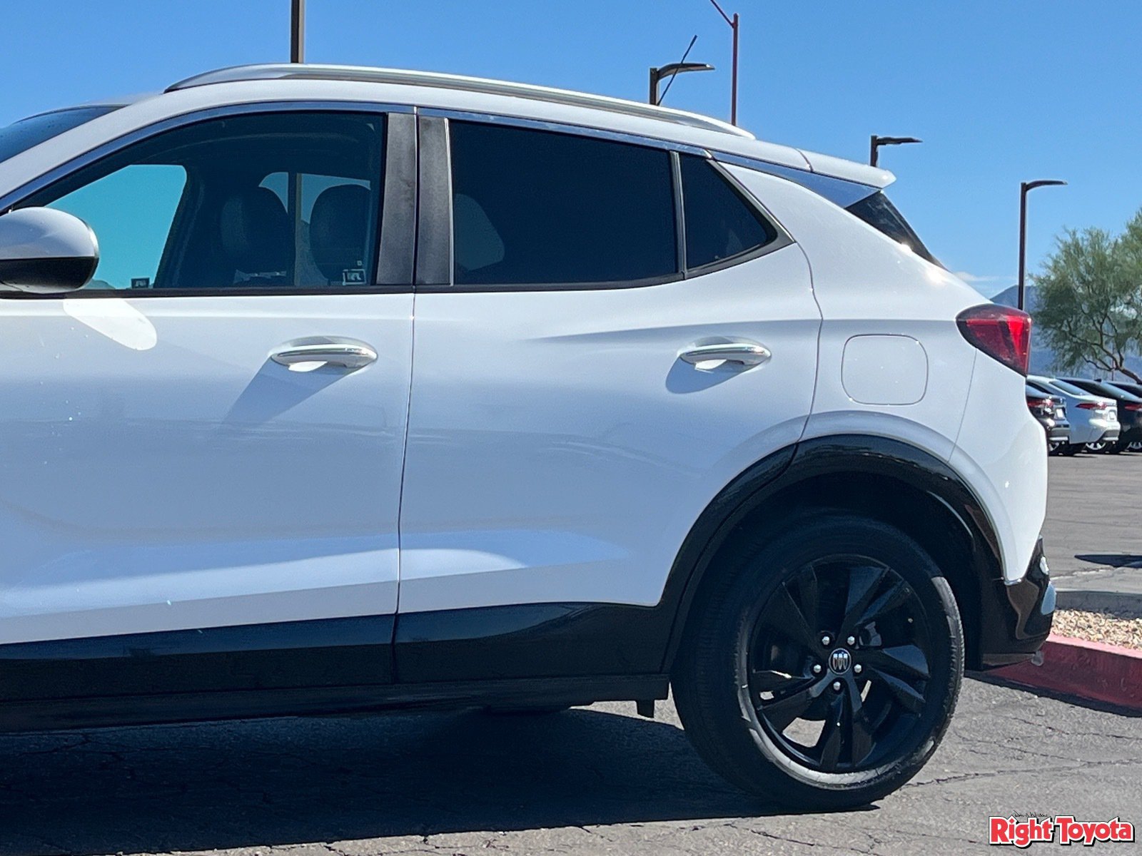 Used 2024 Buick Encore GX Sport Touring FWD image 9