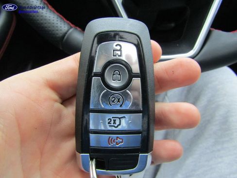 Certified 2024 Ford Edge ST-Line AWD/4WD image 45