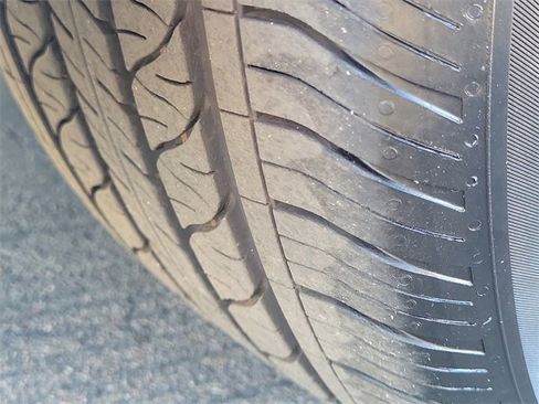 Used 2025 Ford Mustang Coupe image 21