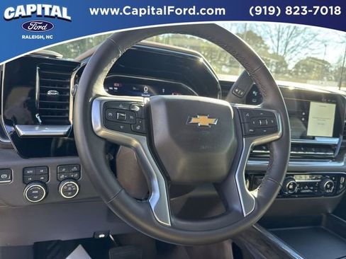Used 2024 Chevrolet Silverado 2500 LTZ w/ LTZ Convenience Package image 24