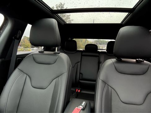 New 2025 Jeep Compass Limited w/ Elite Group image 15