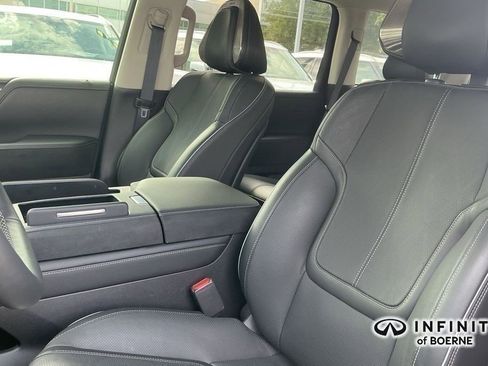 Certified 2025 INFINITI QX80 Sensory image 19