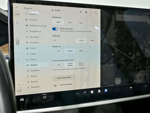 Used 2022 Tesla Model X image 37