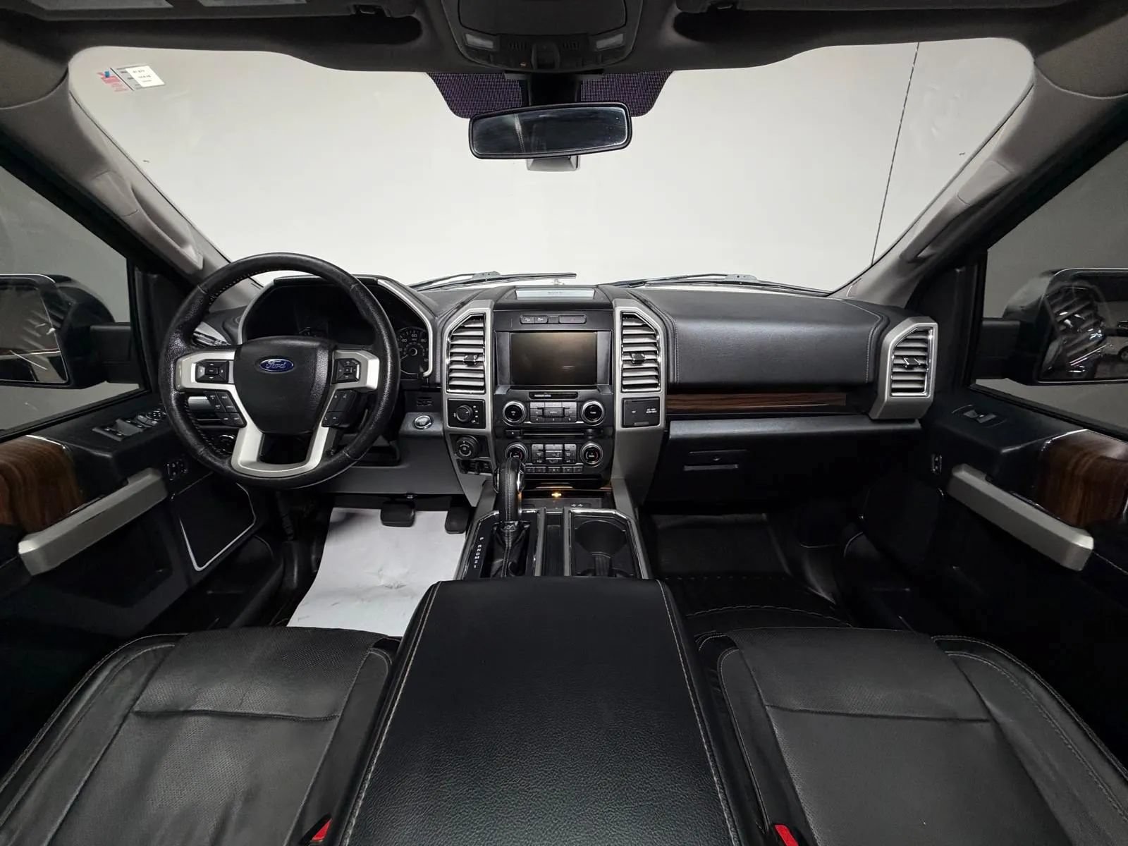 Used 2016 Ford F150 Lariat w/ Equipment Group 502A Luxury AWD/4WD image 20