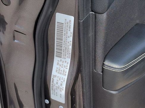 Used 2015 Jeep Cherokee Latitude w/ Cold Weather Group image 24