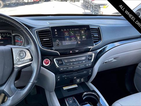 Used 2019 Honda Pilot Elite image 9