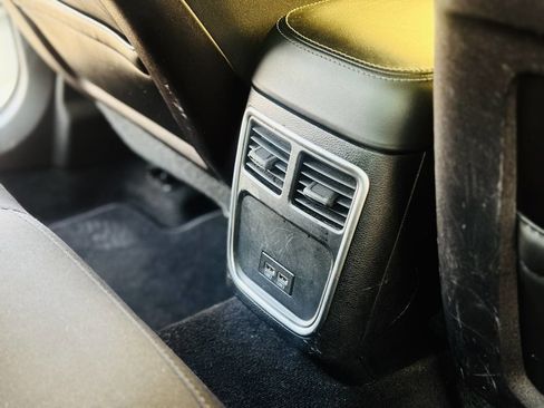 Used 2019 Dodge Charger GT image 31