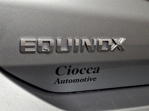 Used 2023 Chevrolet Equinox LT image 28