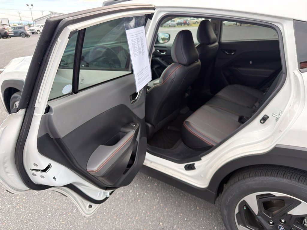 Certified 2025 Subaru Crosstrek 2.5i Limited w/ Crosstrek Mirror Package AWD/4WD image 15