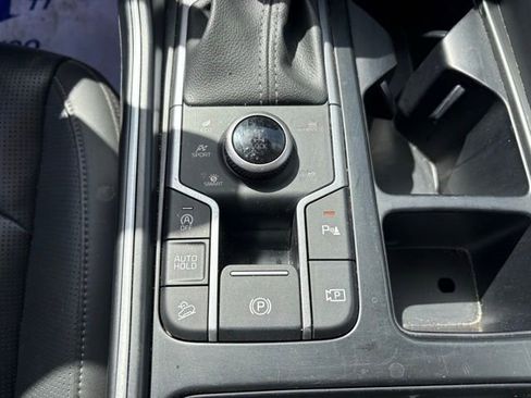 Used 2024 Kia Sorento S AWD/4WD image 22