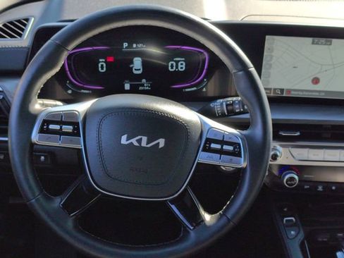 Used 2025 Kia Telluride EX AWD/4WD image 18