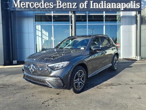 Used 2026 Mercedes-Benz GLC 300 4MATIC image 1