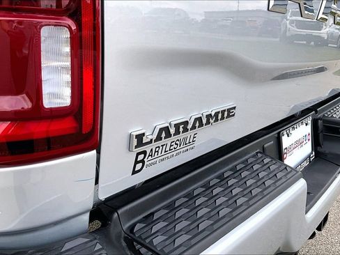 Used 2026 RAM 2500 Laramie AWD/4WD image 11
