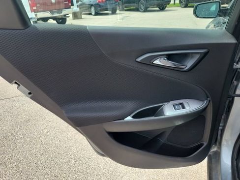 Used 2025 Chevrolet Malibu LT FWD image 16