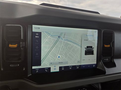 Used 2023 Ford Bronco Badlands image 14