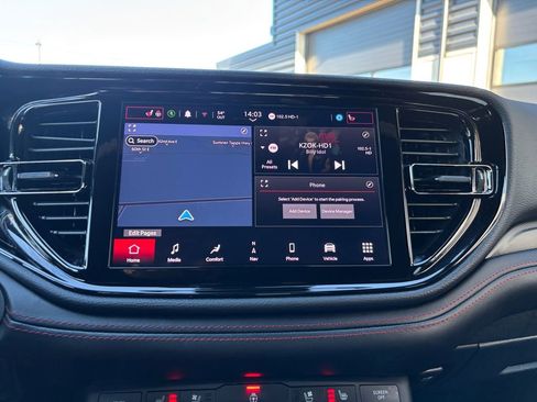 Used 2025 Dodge Durango R/T image 39