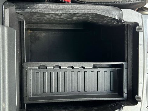 Used 2018 Ford F150 Raptor AWD/4WD image 11