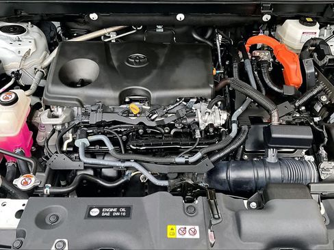 Certified 2023 Toyota RAV4 XLE Premium AWD/4WD image 32
