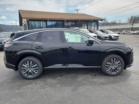 New 2026 Nissan Murano SL image 9