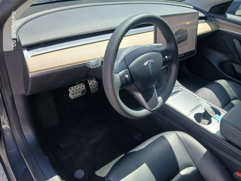 Used 2022 Tesla Model 3 Long Range AWD/4WD image 7