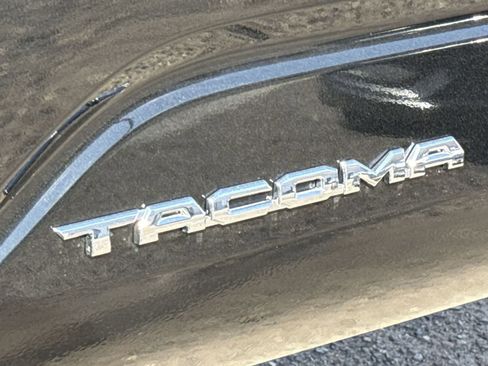 New 2025 Toyota Tacoma SR5 image 33