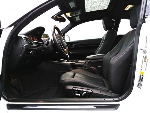 Used 2017 BMW 230i Coupe image 20