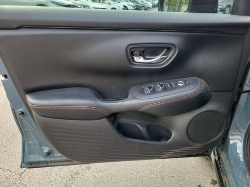 Certified 2025 Honda HR-V Sport image 17