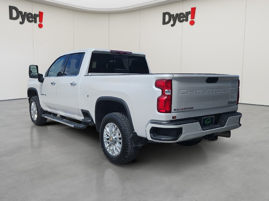 Used 2023 Chevrolet Silverado 2500 High Country w/ Technology Package AWD/4WD image 3