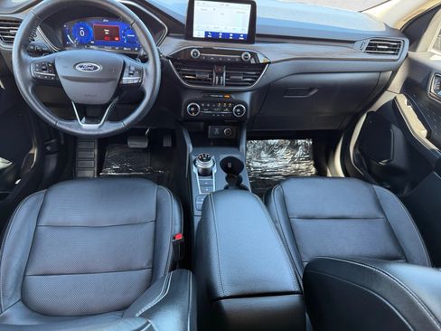 Used 2020 Ford Escape Titanium w/ Titanium Premium Package 2.0 AWD/4WD image 20