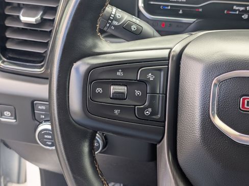 Used 2025 GMC Sierra 3500 AT4 w/ AT4 Premium Plus Package image 19