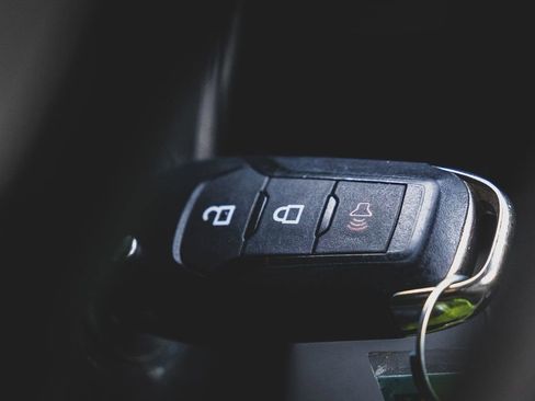 Used 2019 Ford F250 XLT image 8